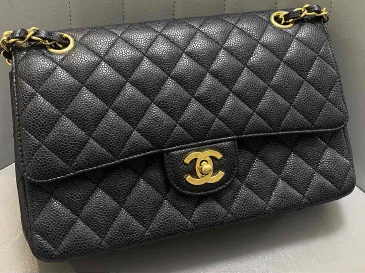 1990s Chanel Black Quilted Lambskin Vintage Medium Classic Double Flap Bag